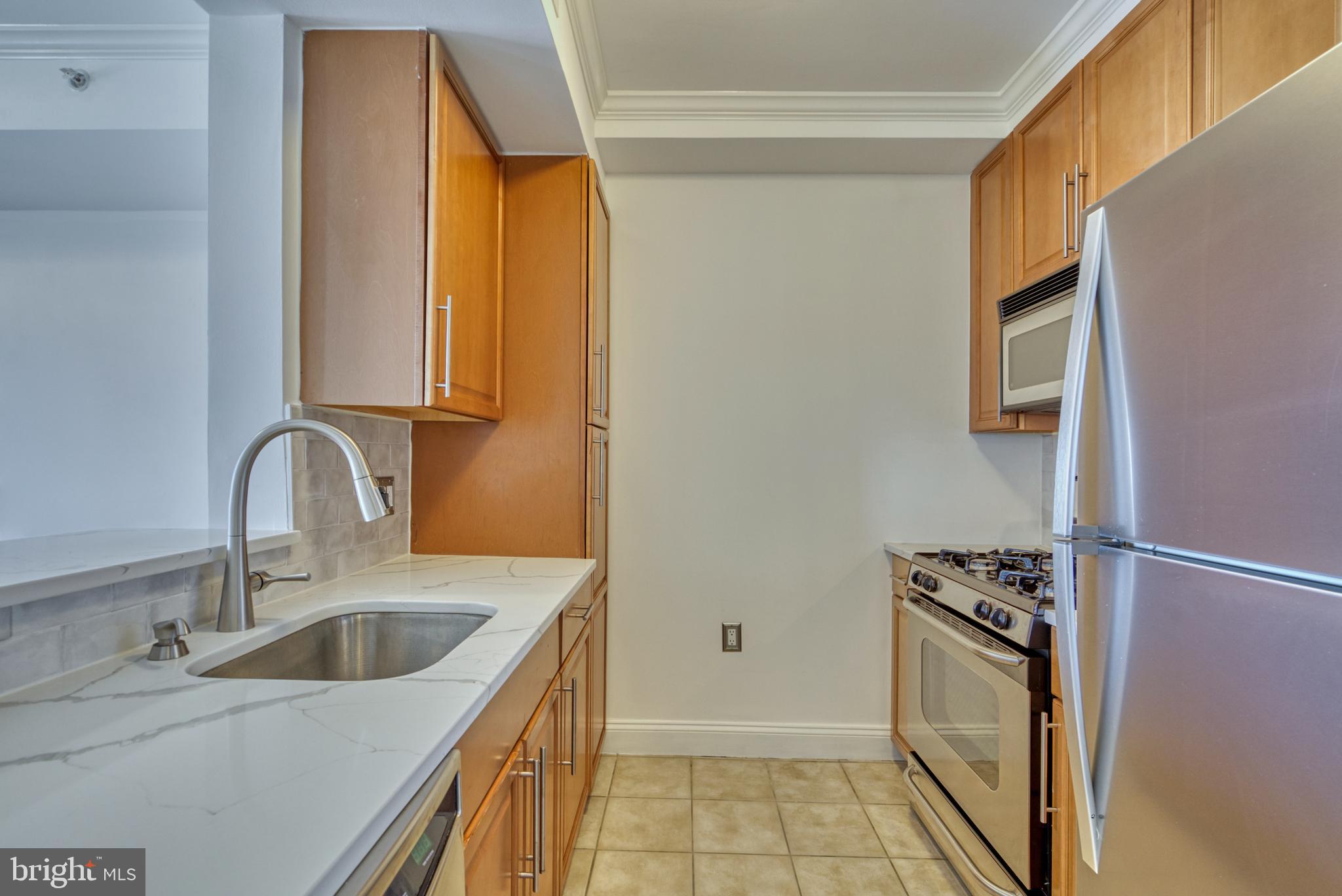 11760 Sunrise Valley DRIVE Unit: 809
