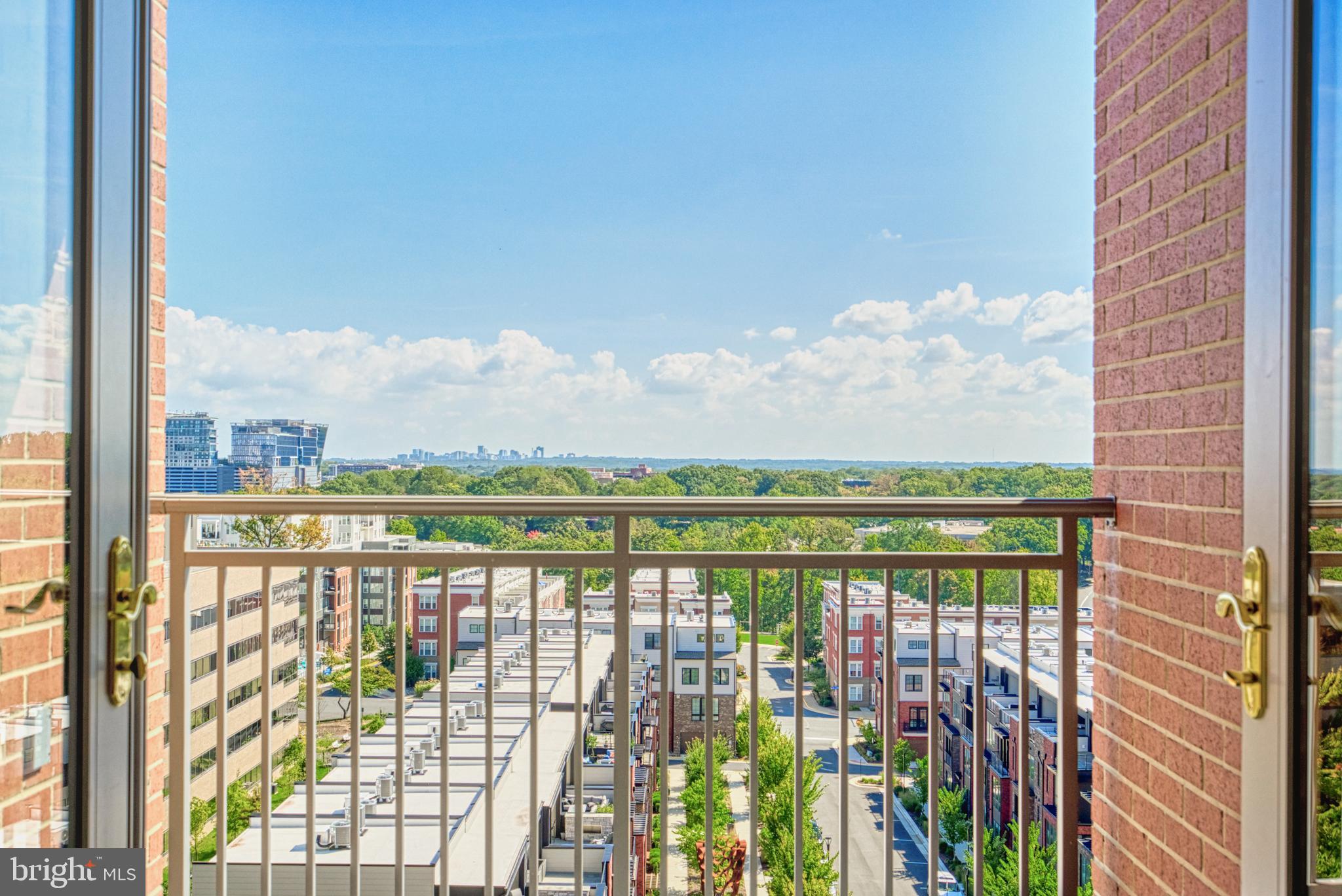 11760 Sunrise Valley DRIVE Unit: 809