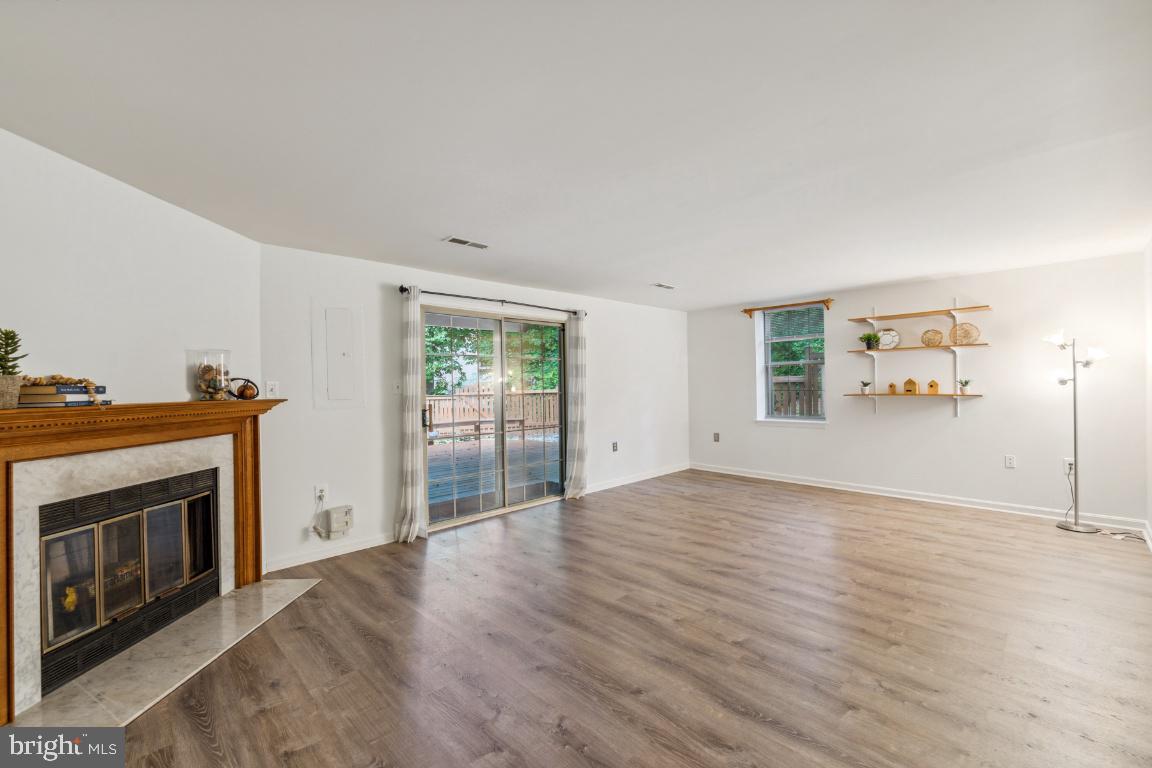 6702 Sunset Woods COURT