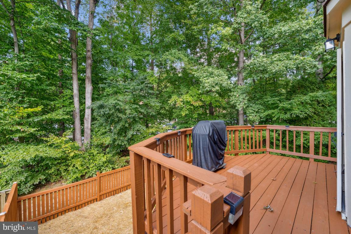 6702 Sunset Woods COURT