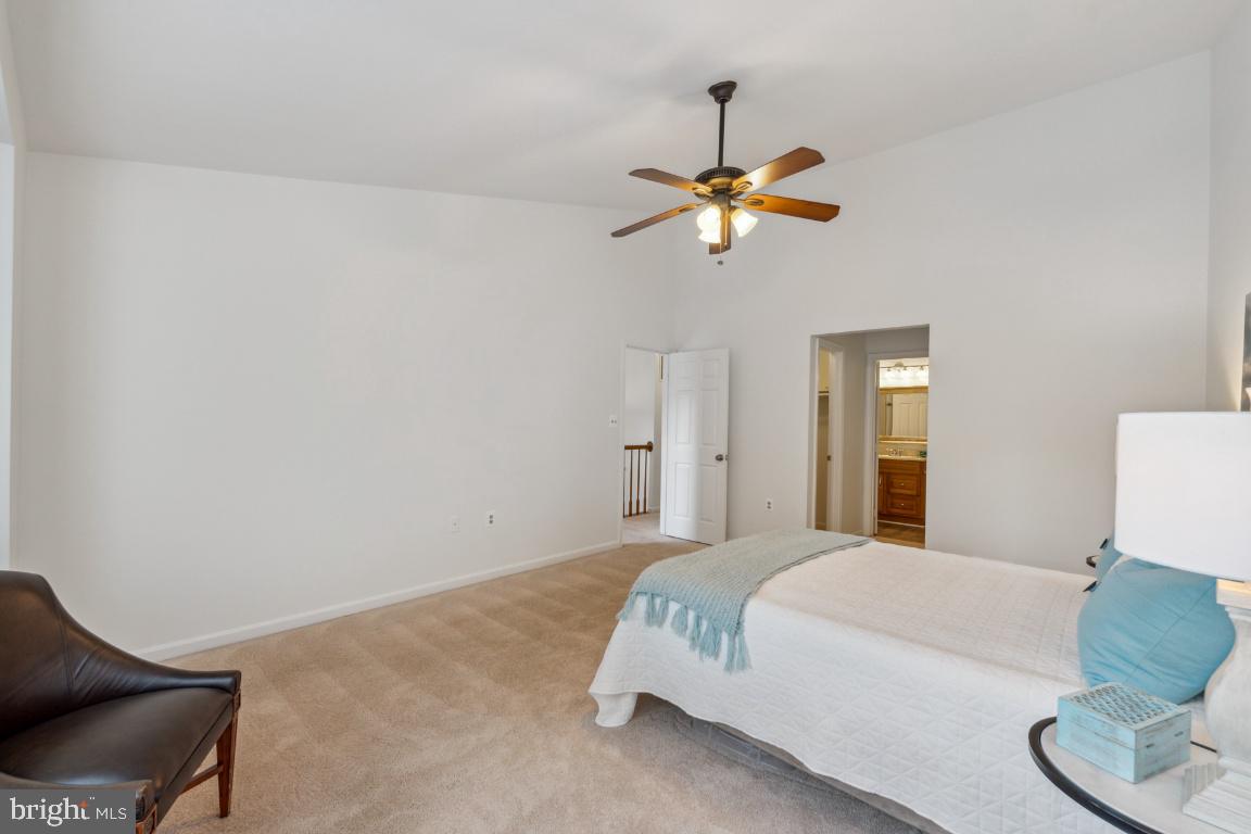 6702 Sunset Woods COURT