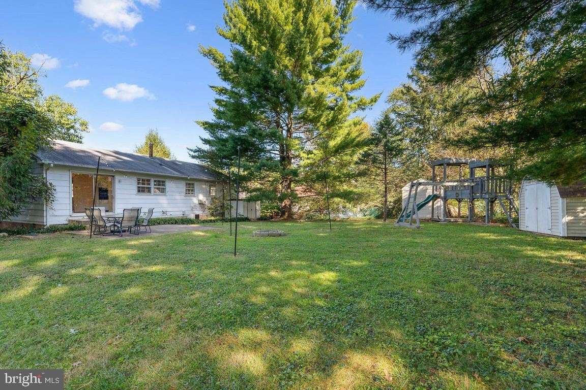9519 Old Creek DRIVE