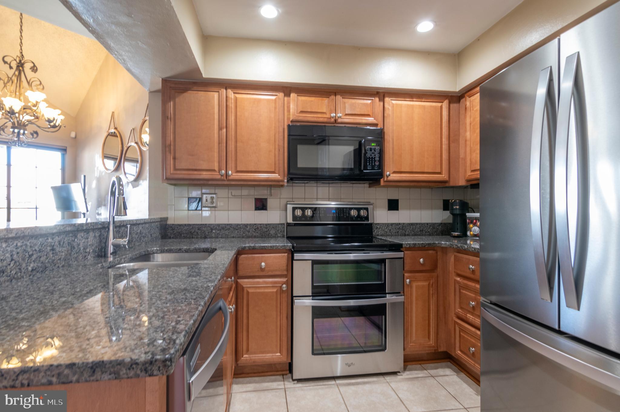 6021 Curtier DRIVE Unit: 6021C