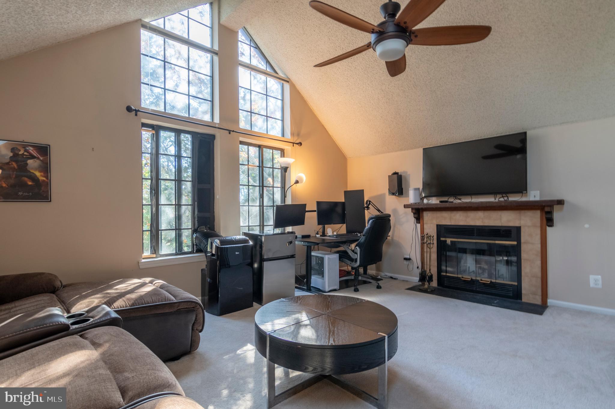 6021 Curtier DRIVE Unit: 6021C
