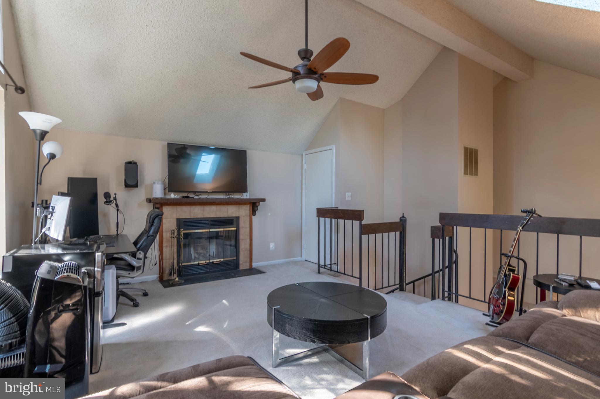 6021 Curtier DRIVE Unit: 6021C