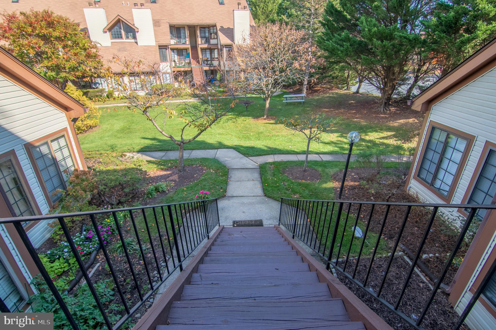 6021 Curtier DRIVE Unit: 6021C