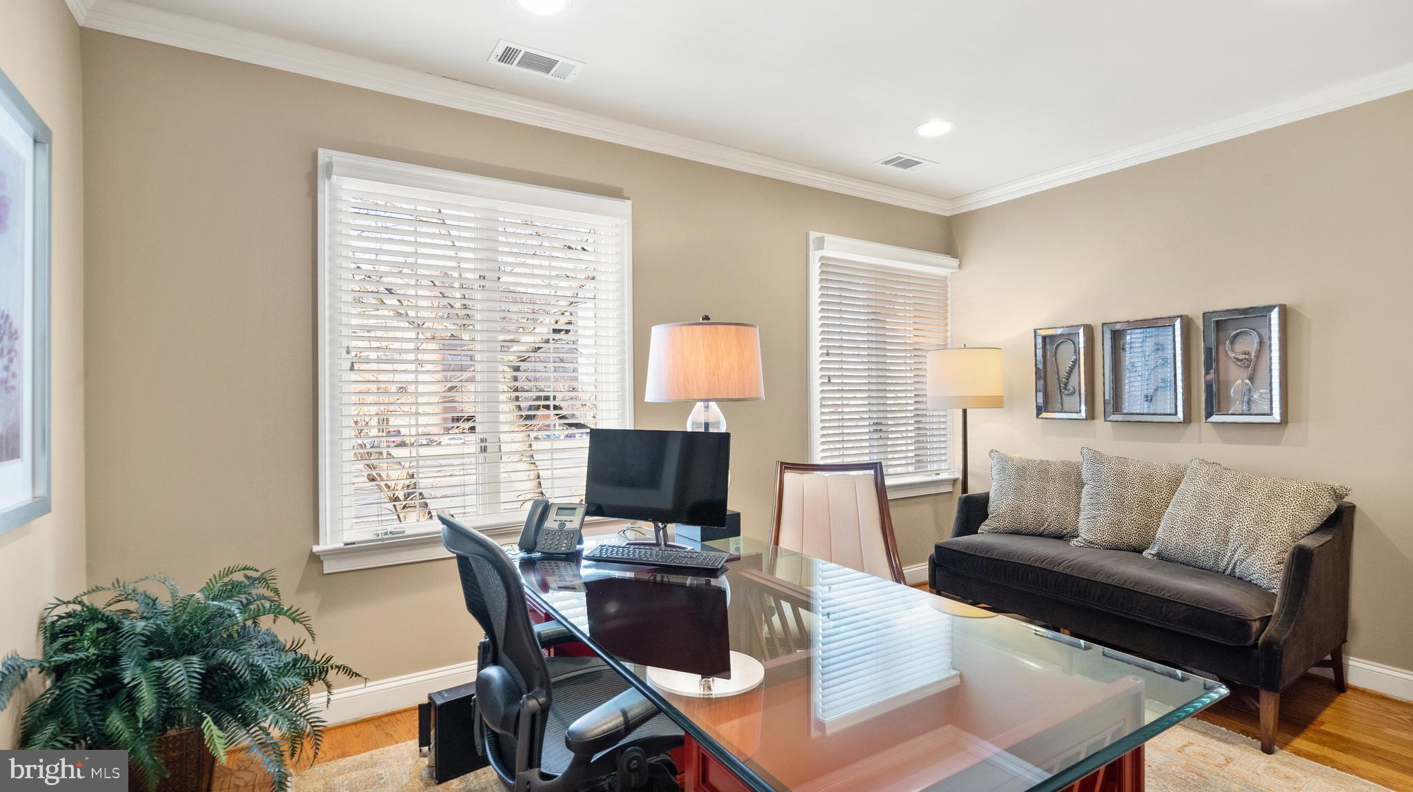 11734 Bowman Green DRIVE