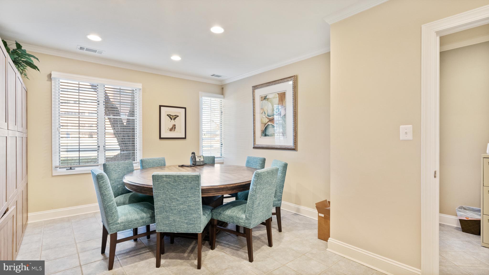 11734 Bowman Green DRIVE