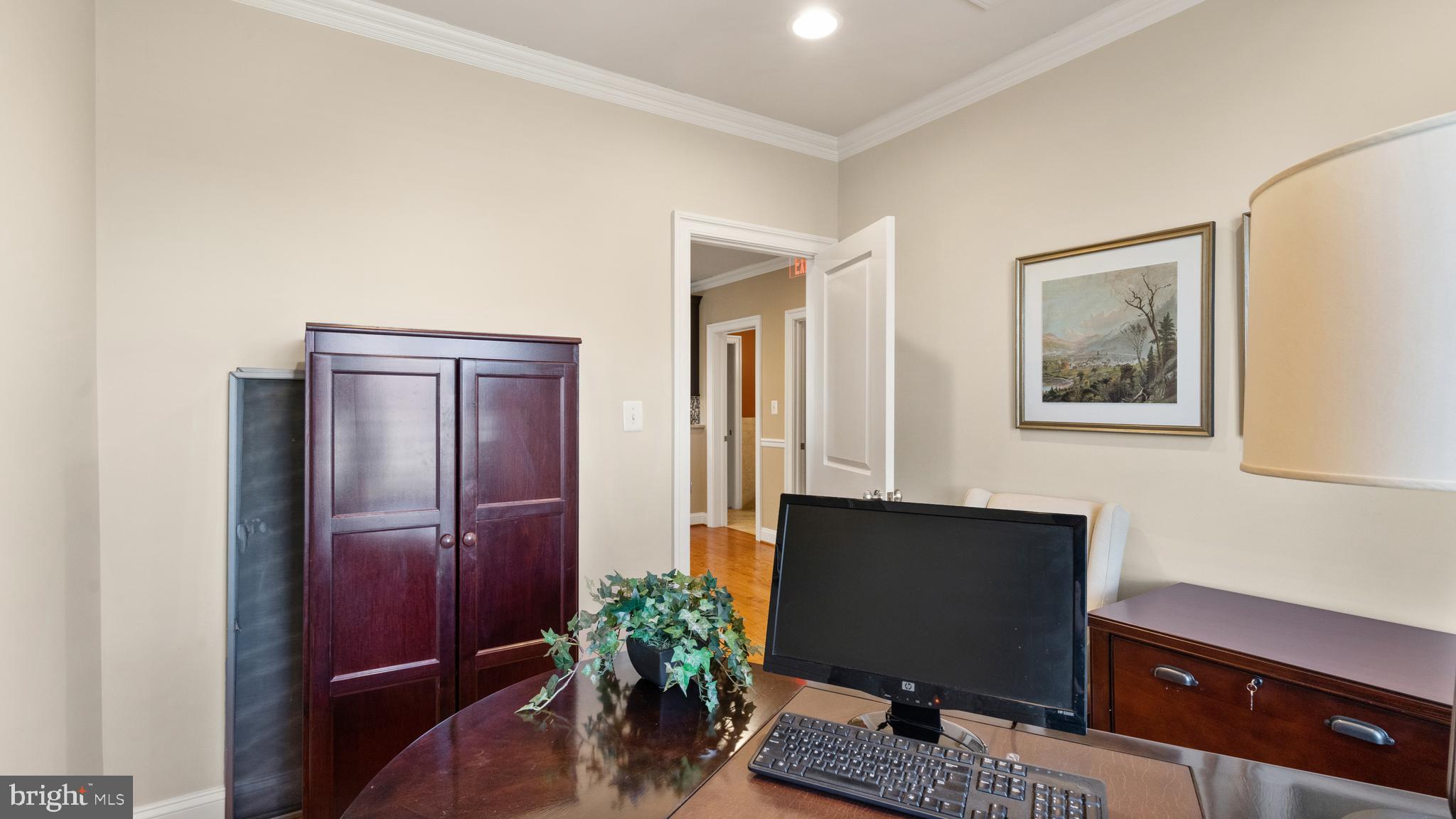 11734 Bowman Green DRIVE