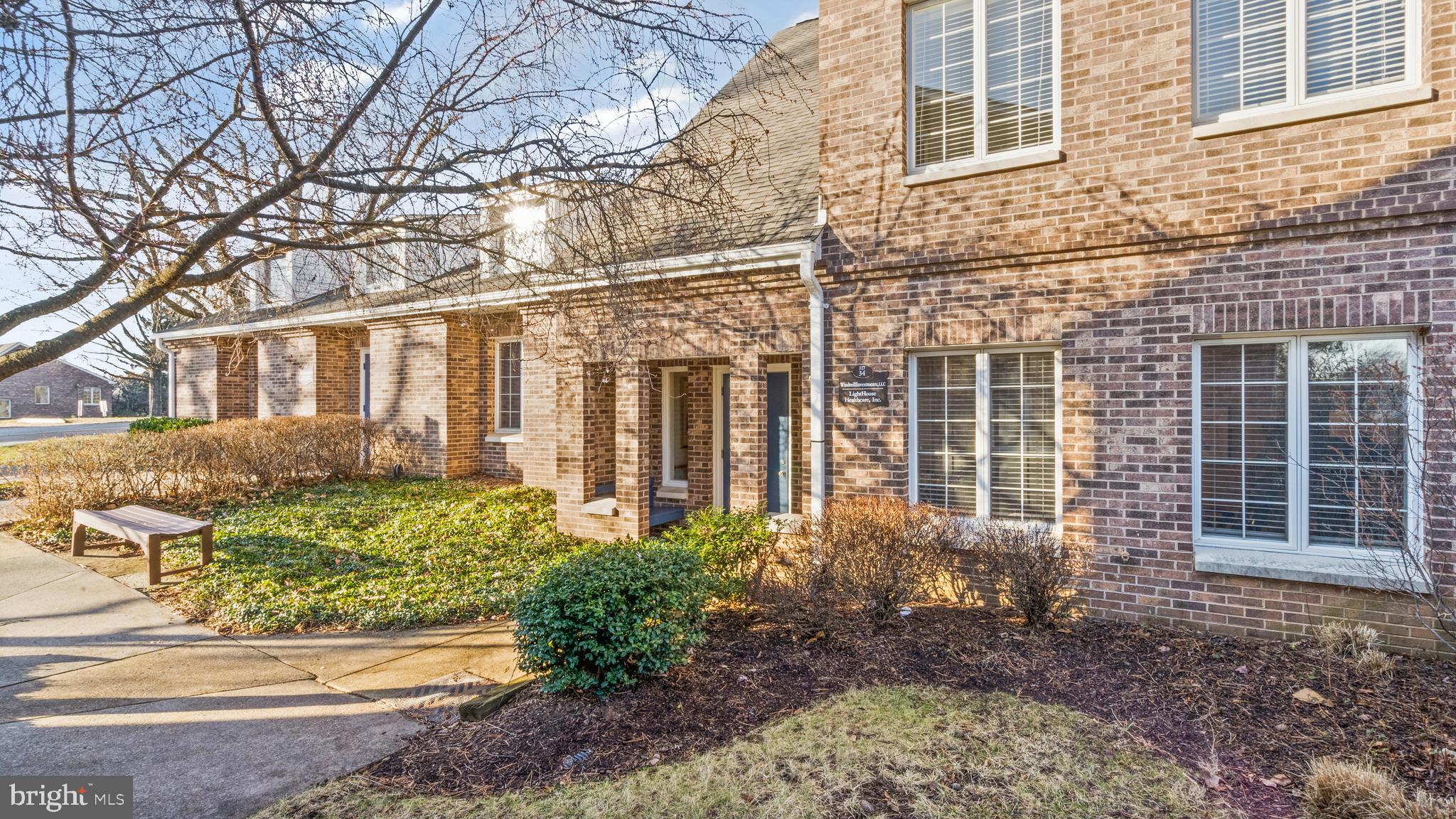 11734 Bowman Green DRIVE