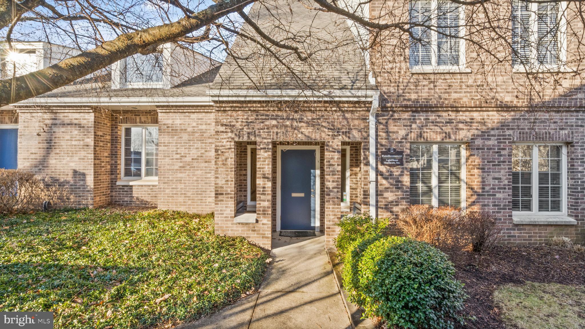 11734 Bowman Green DRIVE