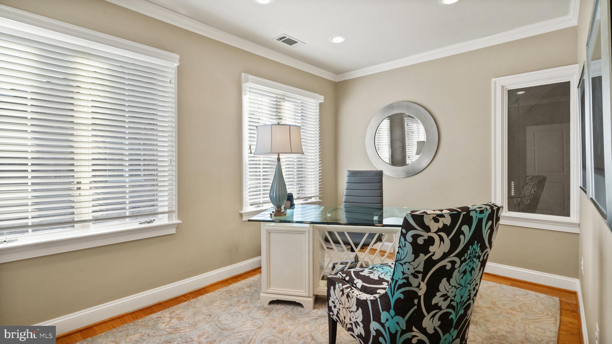 11734 Bowman Green DRIVE