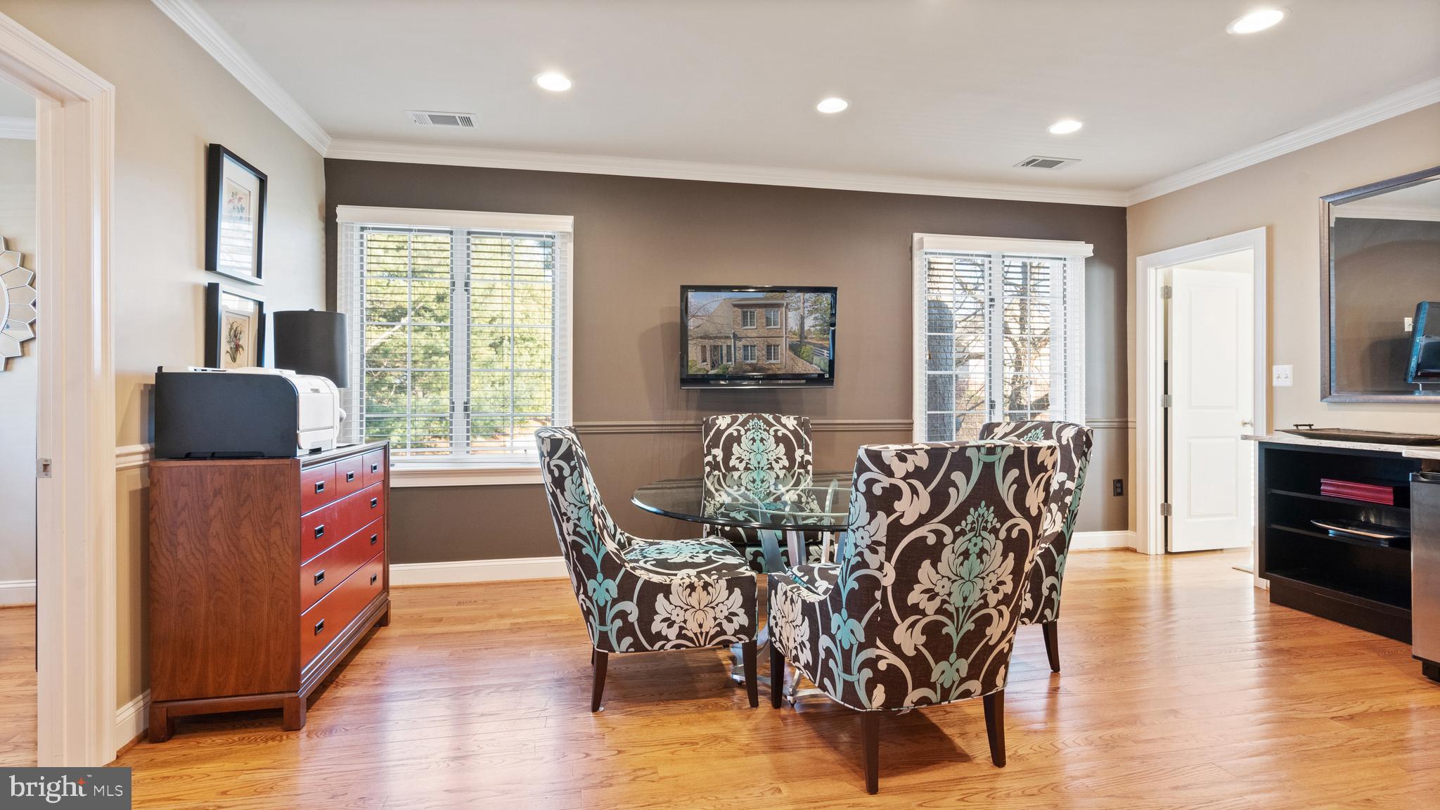 11734 Bowman Green DRIVE