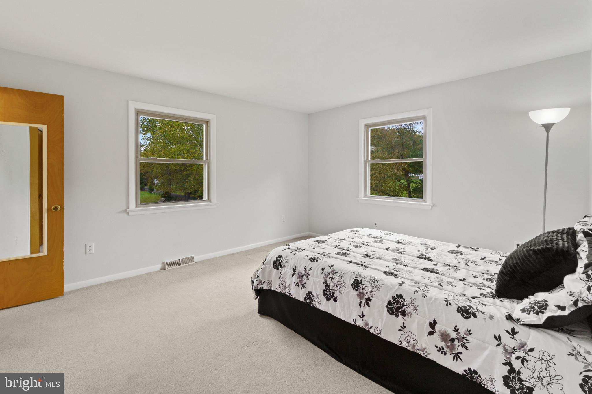 10208 van Thompson ROAD