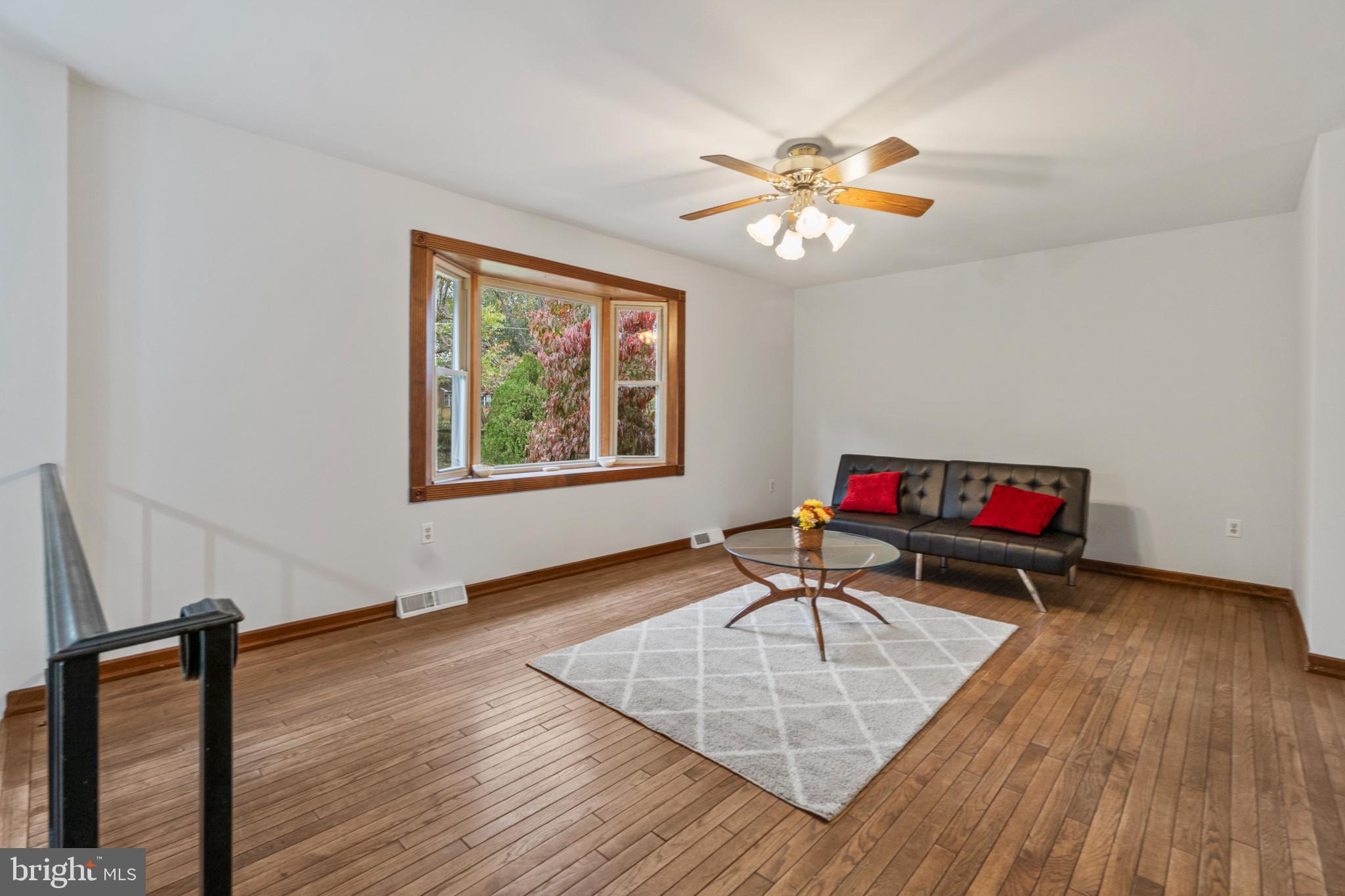 10208 van Thompson ROAD