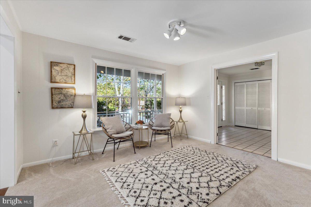 5112 Southampton DRIVE