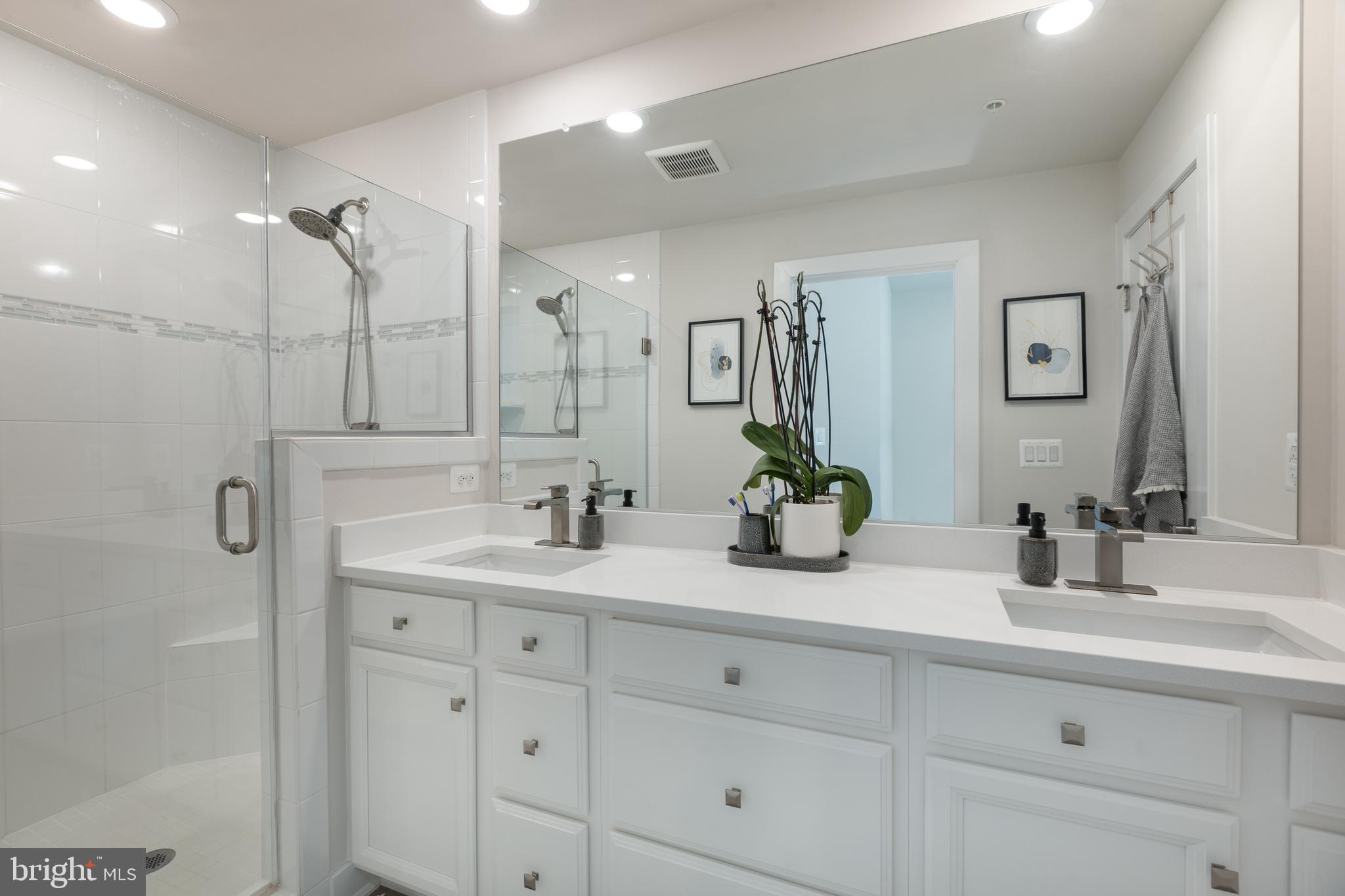13266 Woodland Park ROAD Unit: 3G