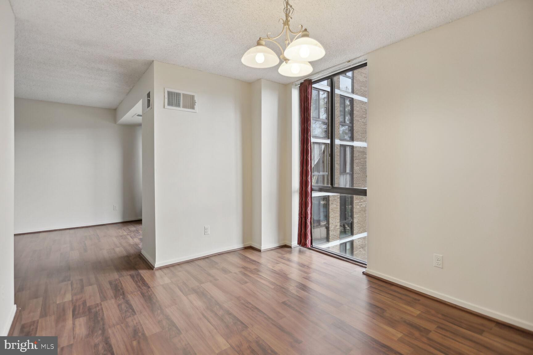 2311 Pimmit DRIVE Unit: 301