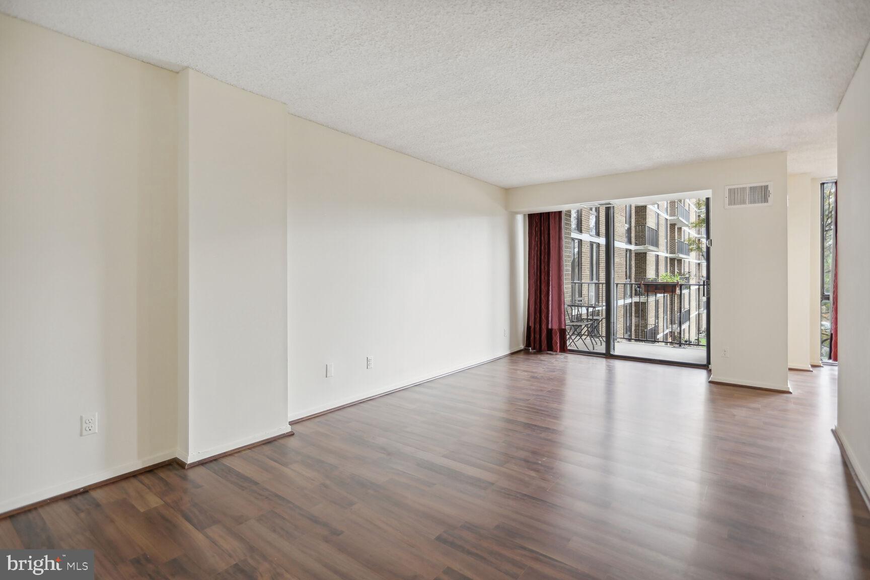 2311 Pimmit DRIVE Unit: 301