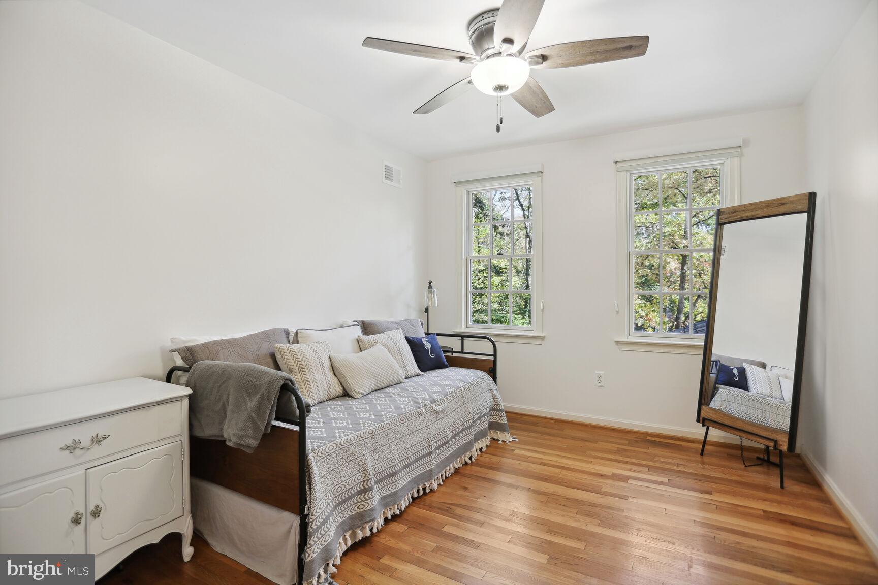 2300 Cheshire LANE