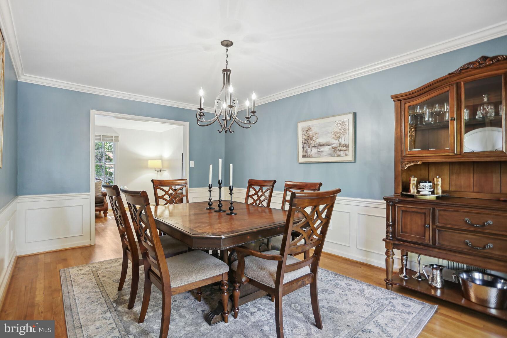 2300 Cheshire LANE