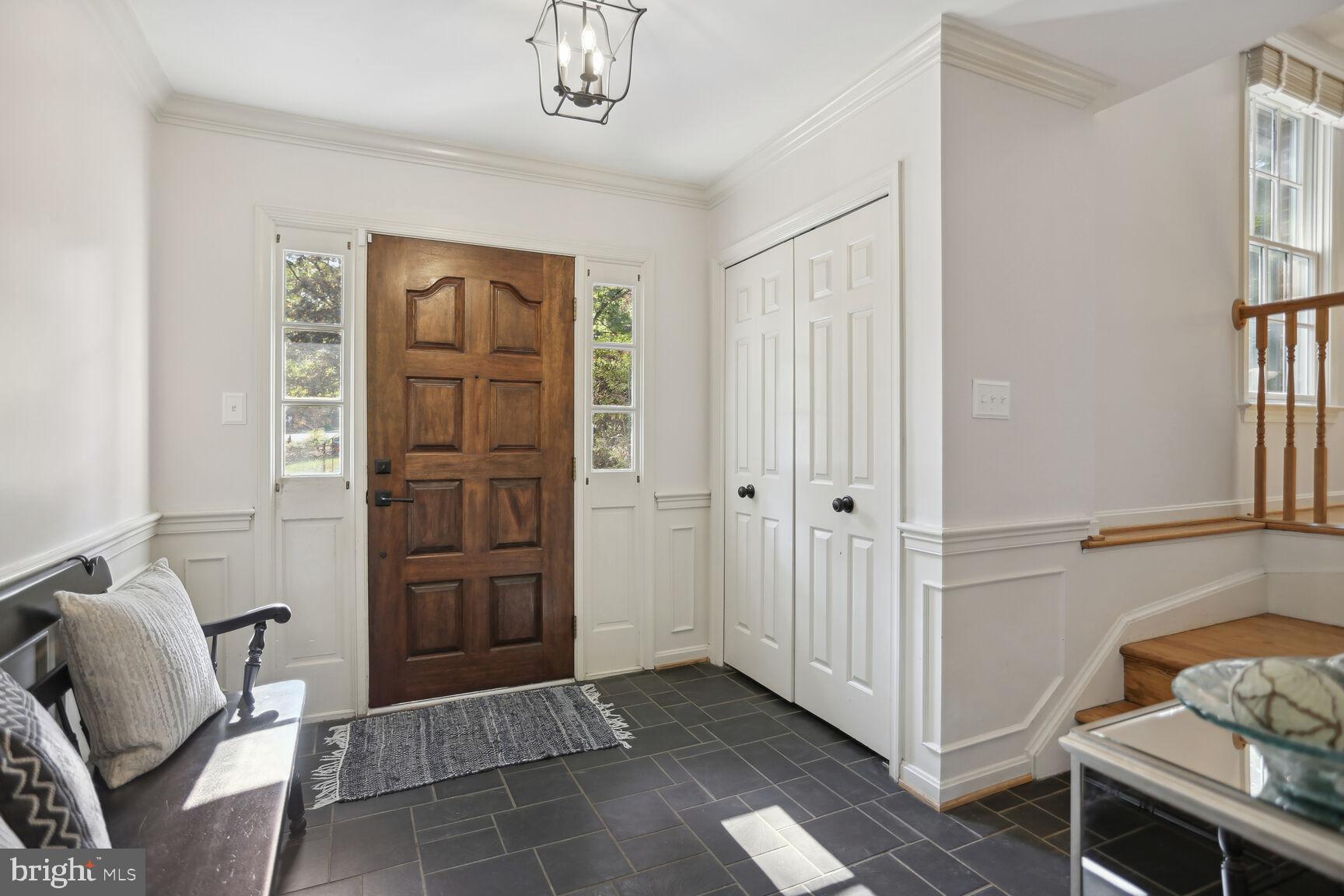 2300 Cheshire LANE
