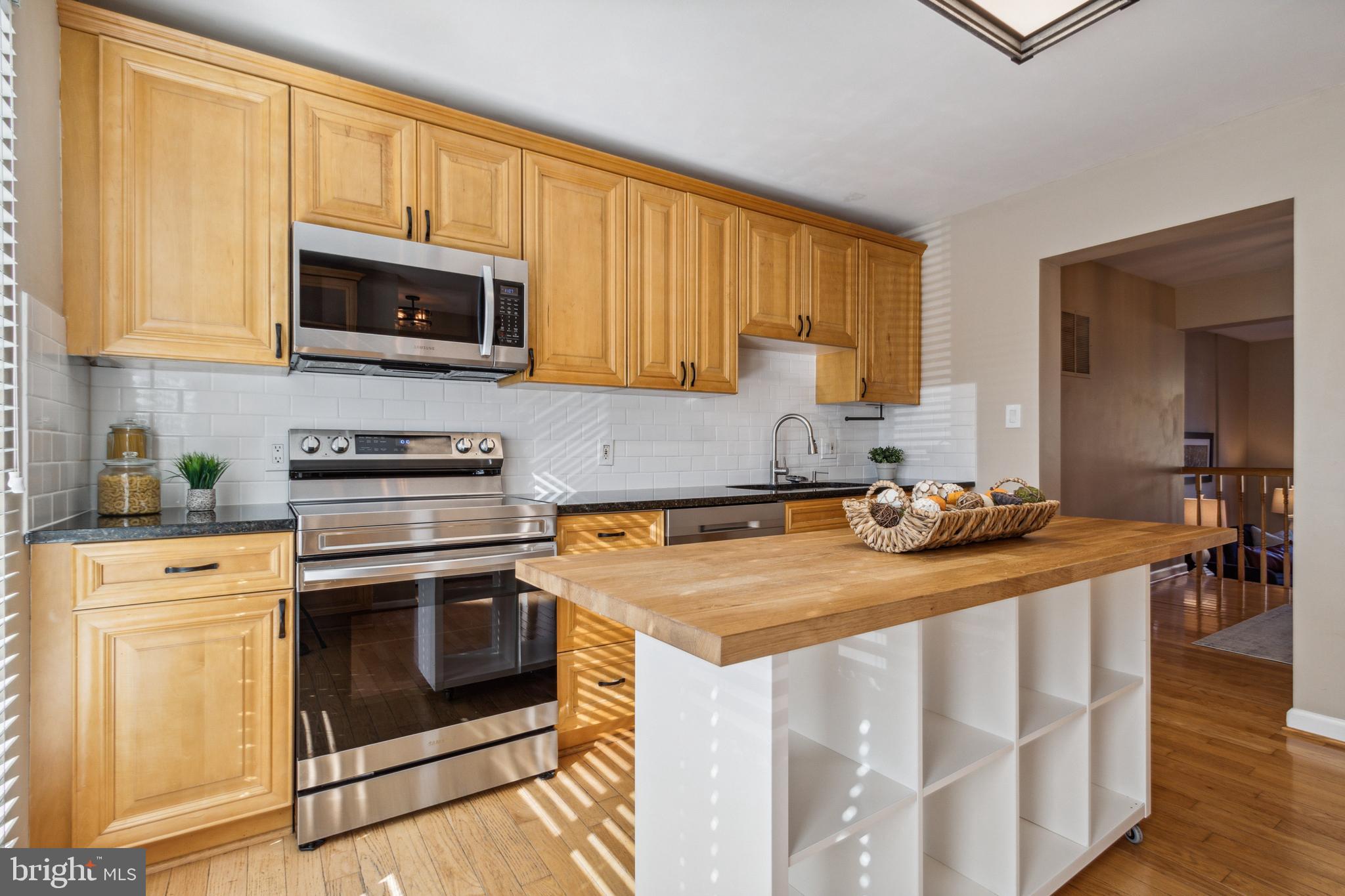 10262 Cherry Walk COURT