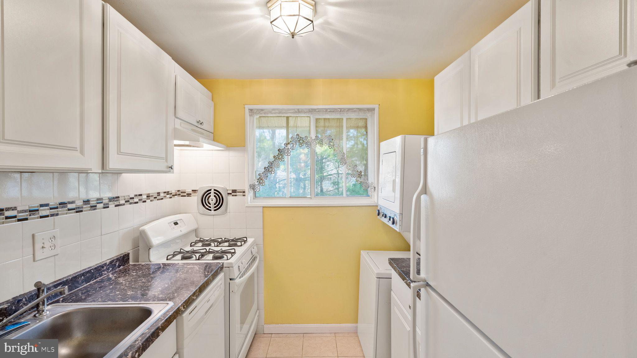 2819 Kalmia Lee COURT Unit: 302