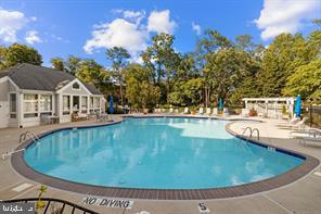 3178 Summit Square DRIVE Unit: 3-B1