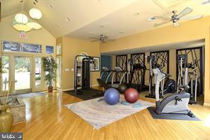 3178 Summit Square DRIVE Unit: 3-B1