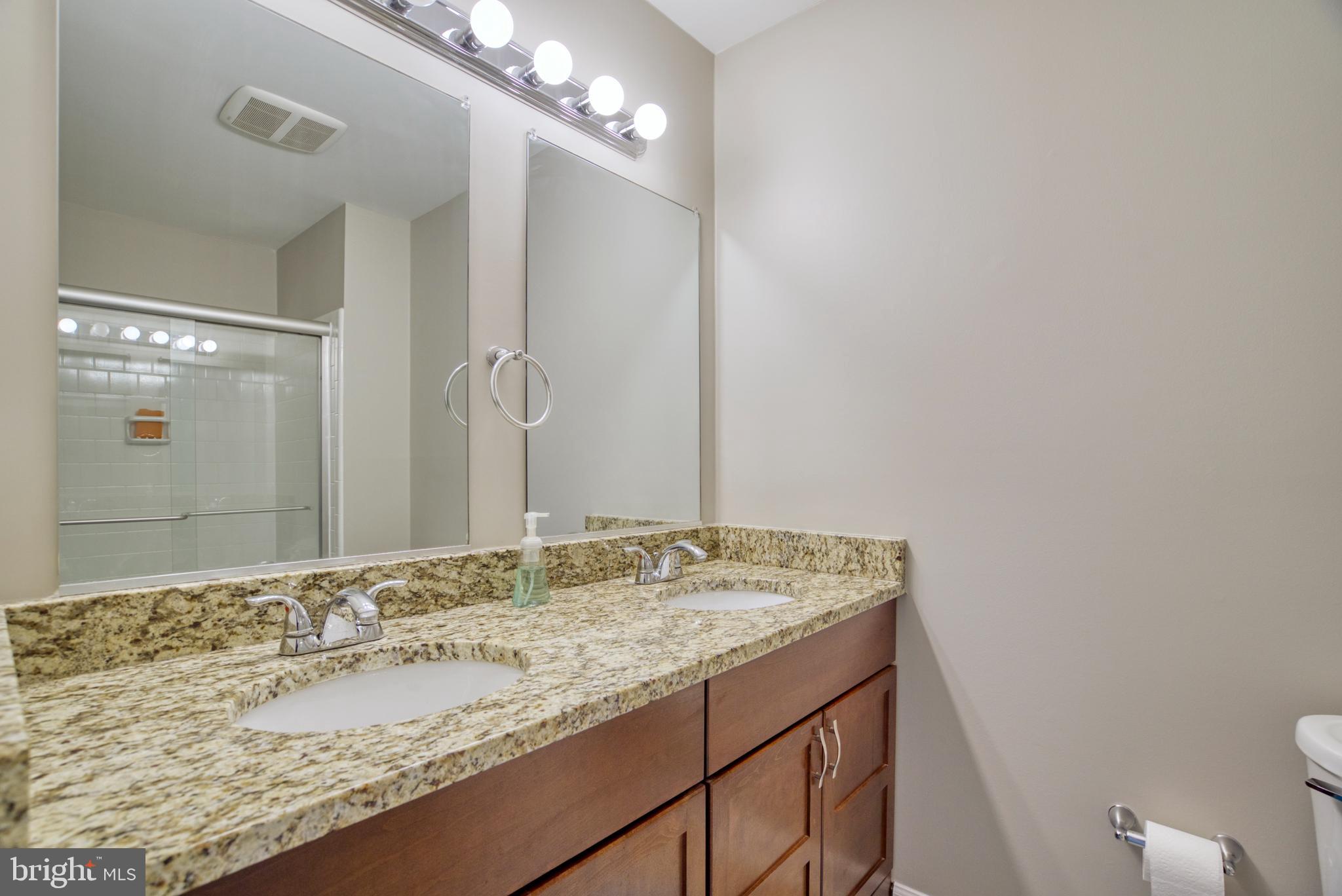 6856 Dina Leigh COURT