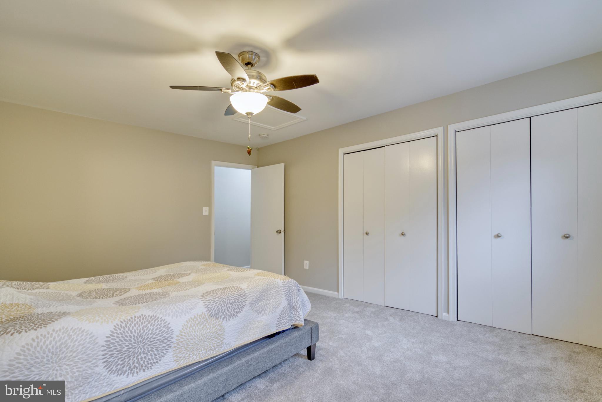 6856 Dina Leigh COURT