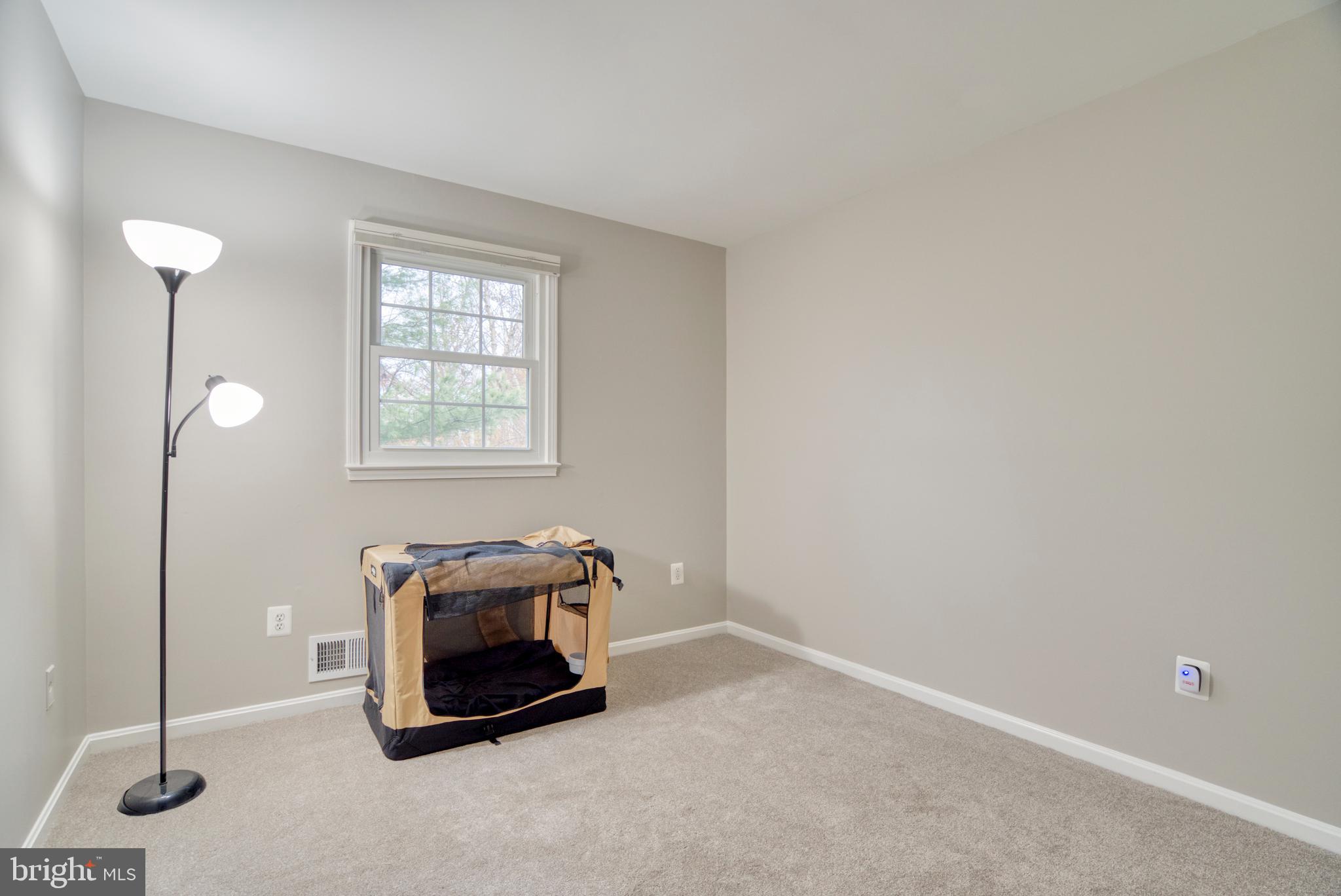 6856 Dina Leigh COURT