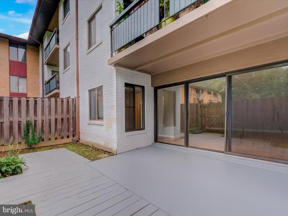 2844 Dover LANE Unit: 102