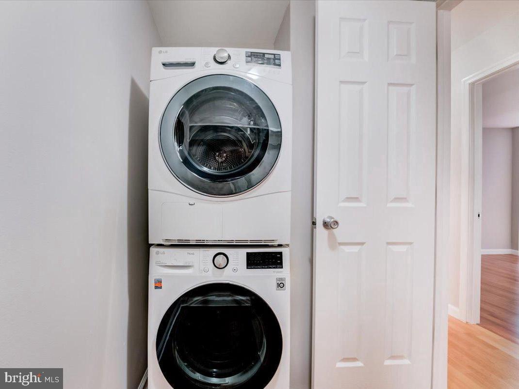2844 Dover LANE Unit: 102