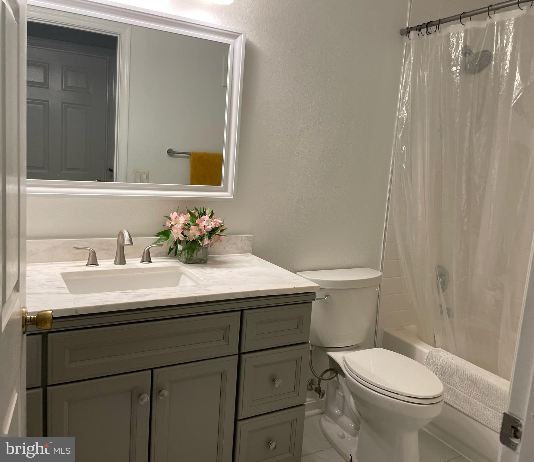 1571 Spring Gate DRIVE Unit: 6101