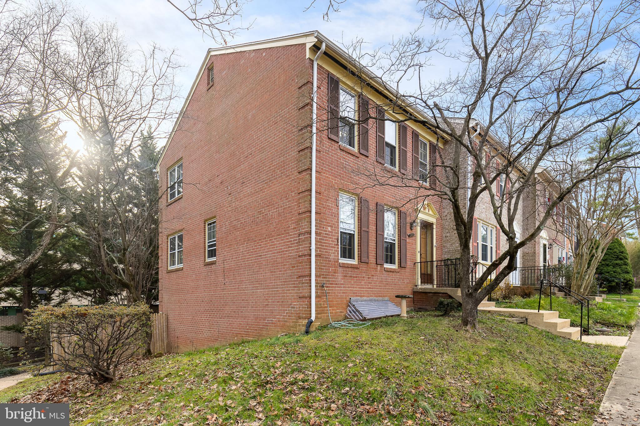 2846 Lafora COURT