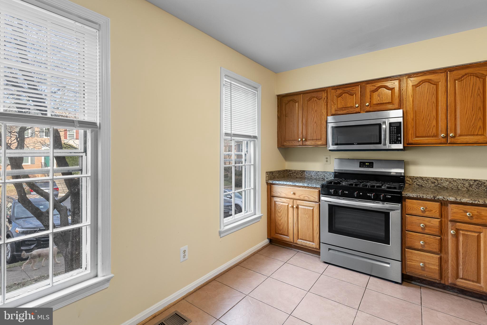 2846 Lafora COURT