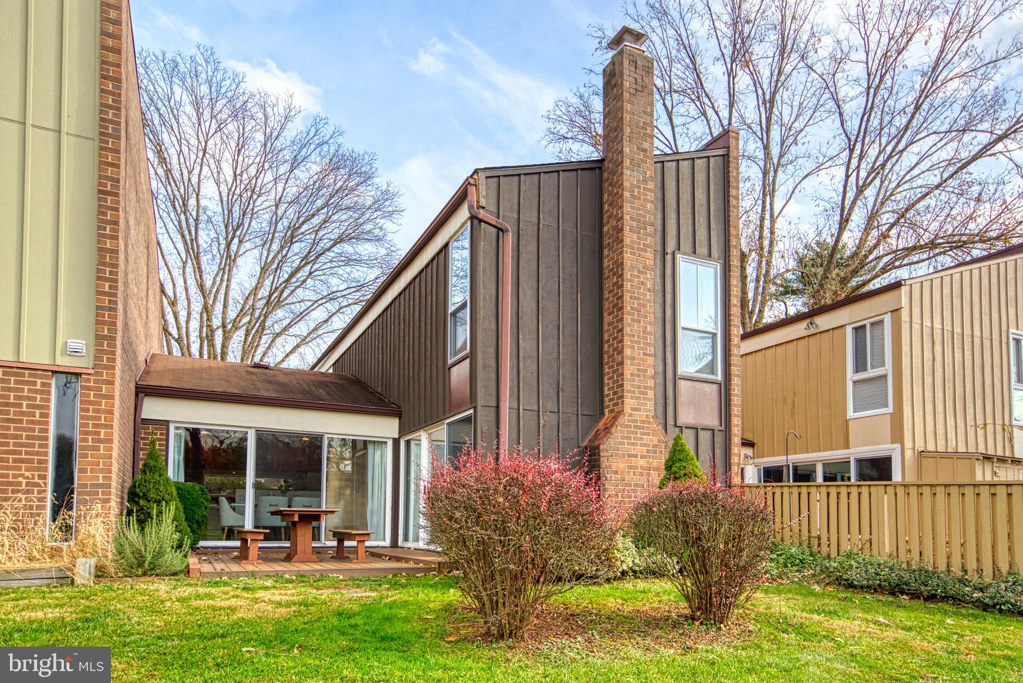 11456 Links DRIVE