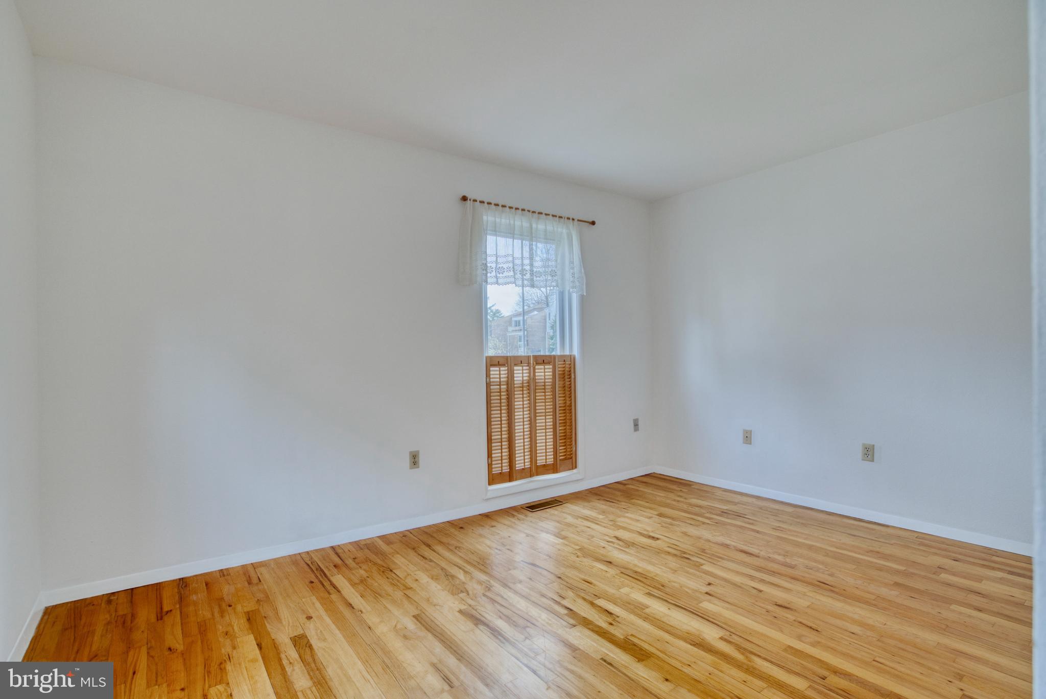 11456 Links DRIVE