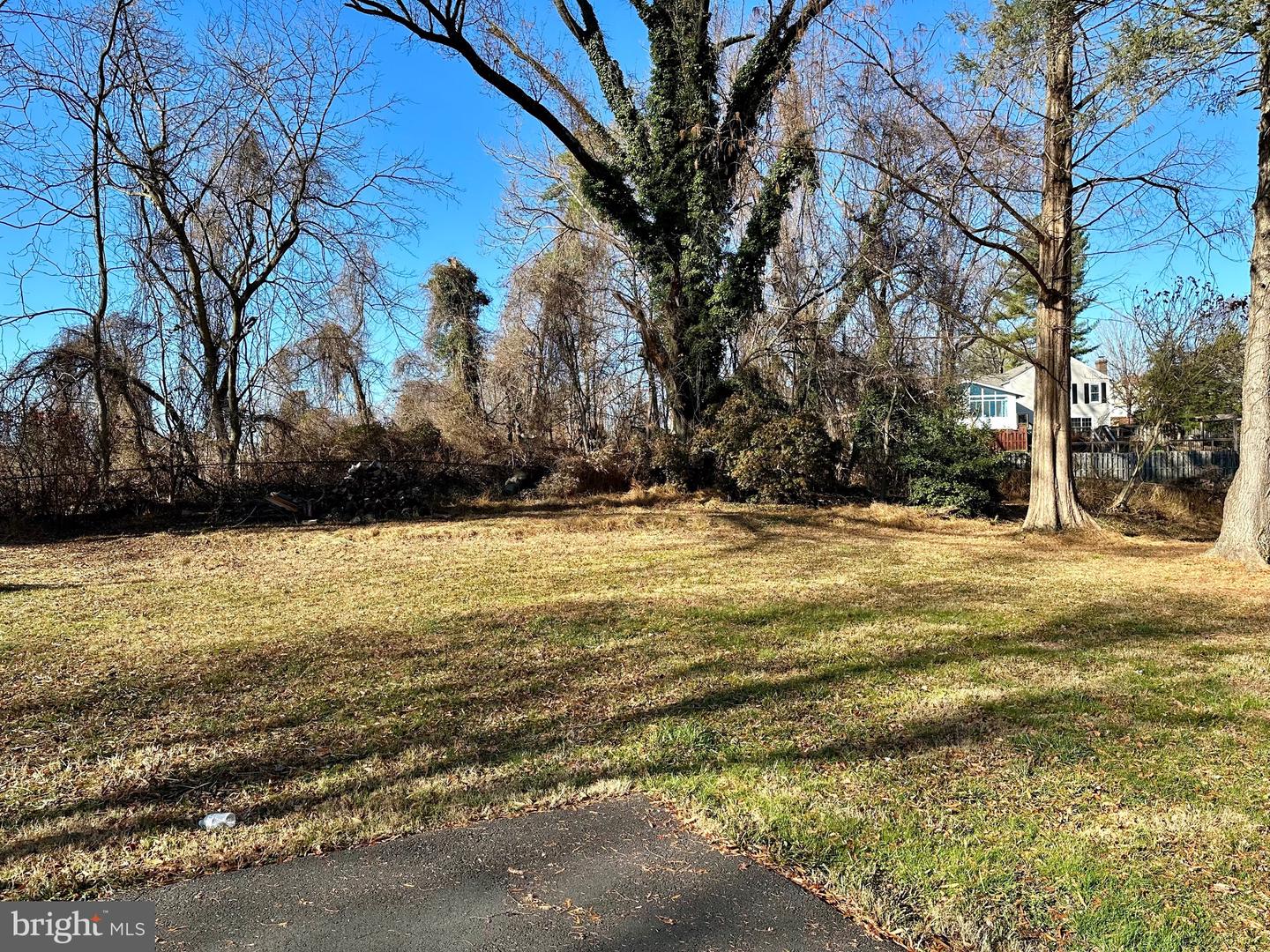 6210 Chesterbrook ROAD