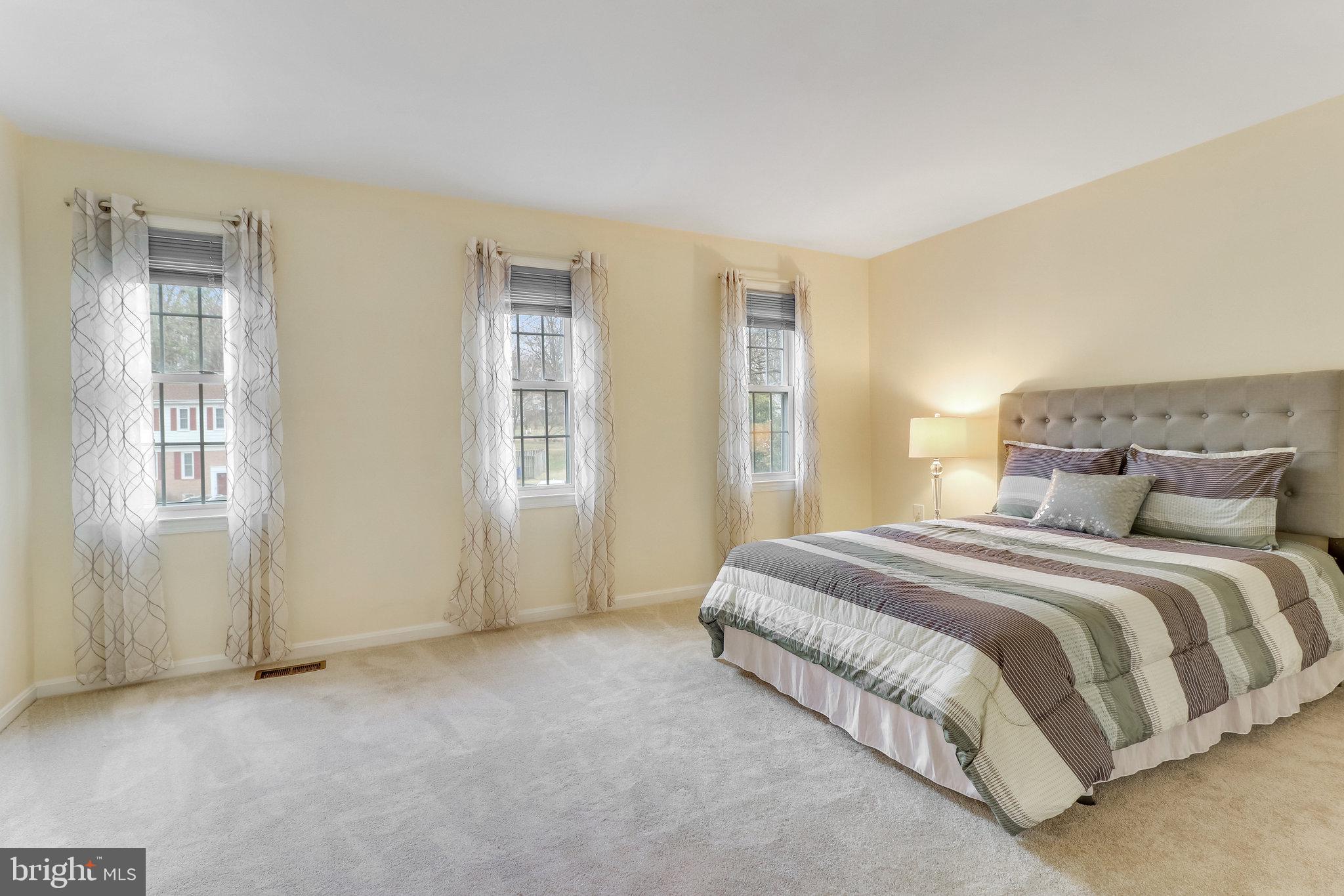 5848 Banning PLACE