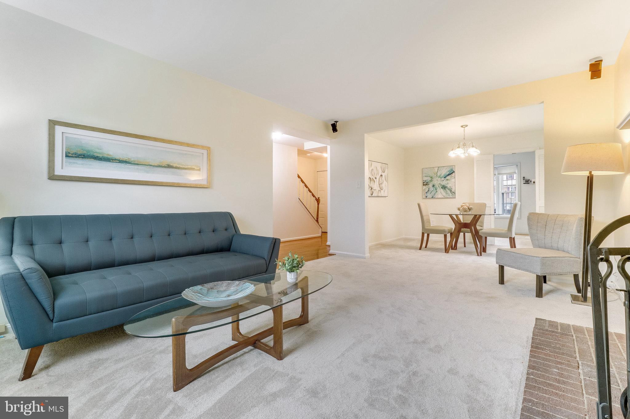 5848 Banning PLACE