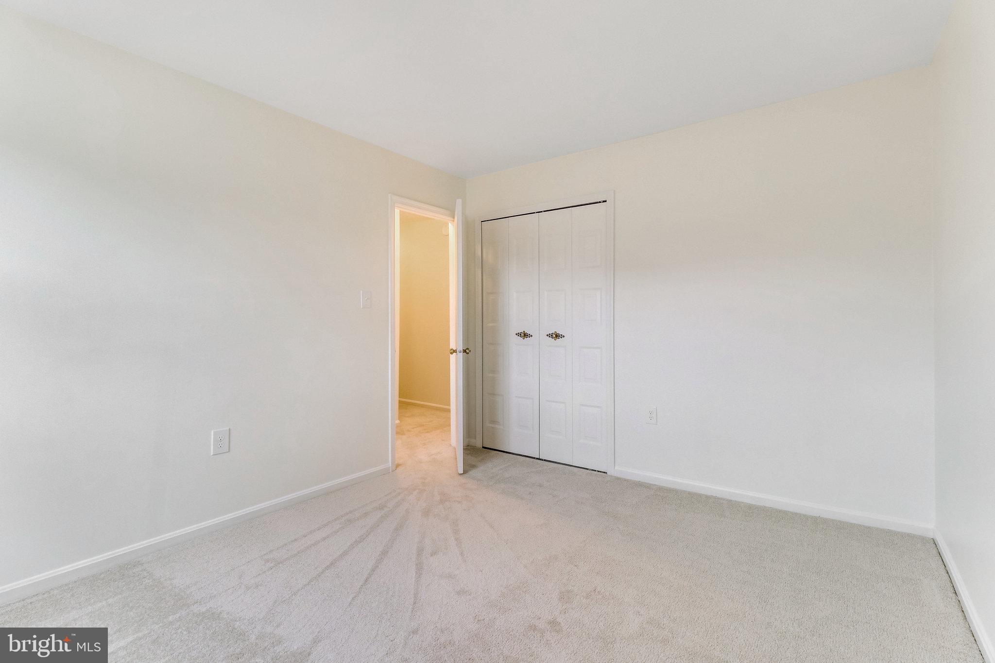 5848 Banning PLACE