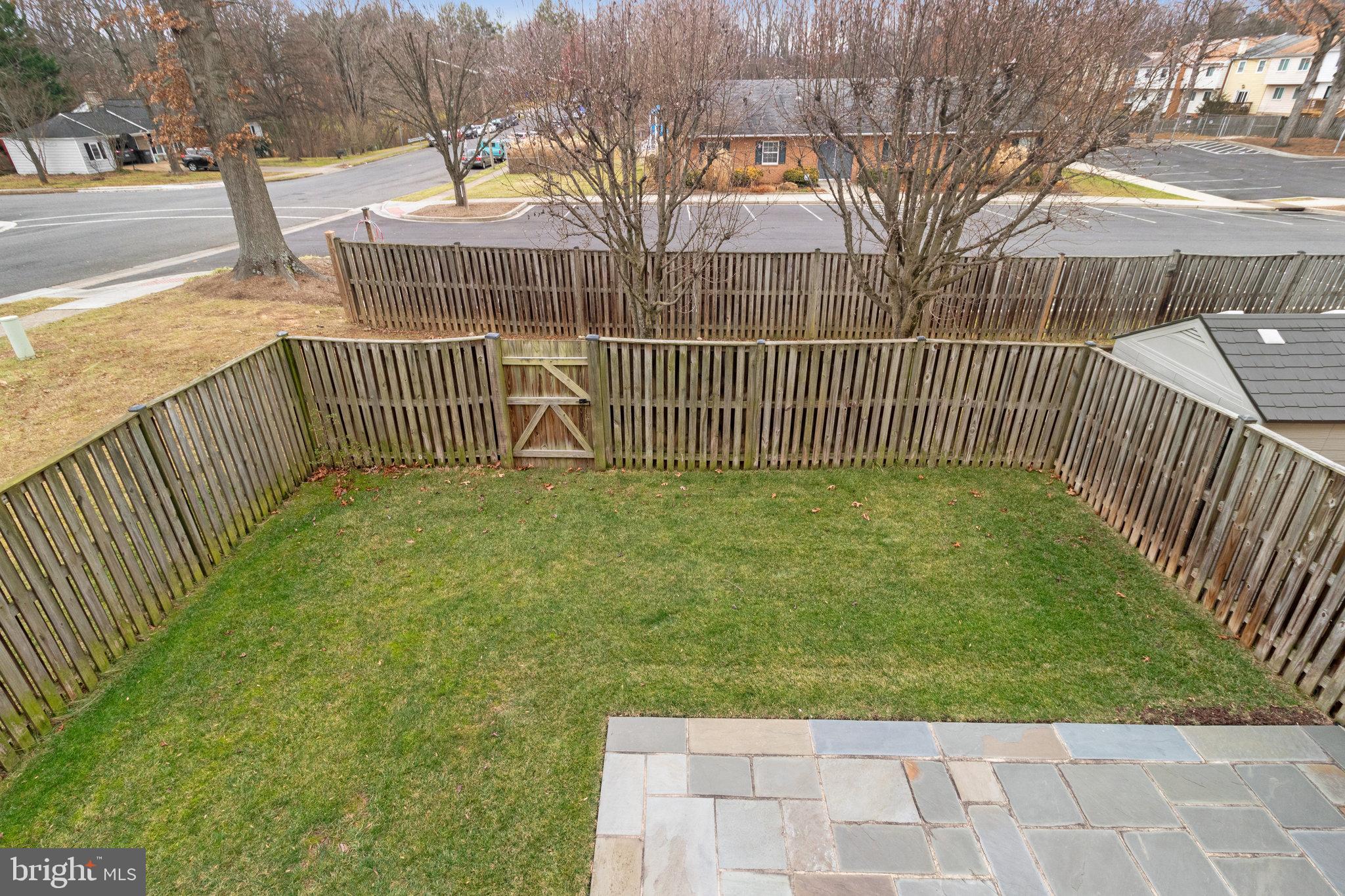 5848 Banning PLACE