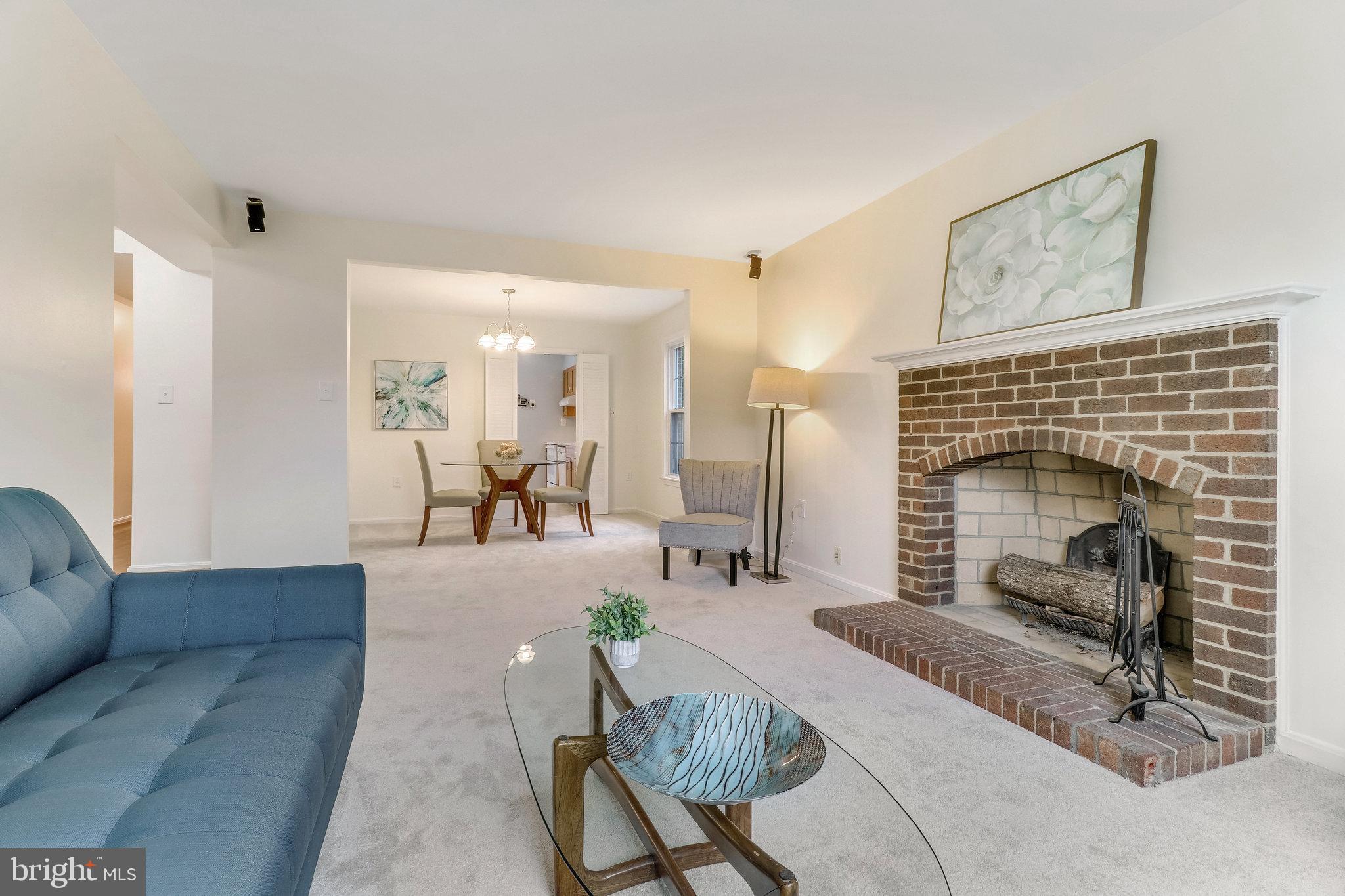 5848 Banning PLACE