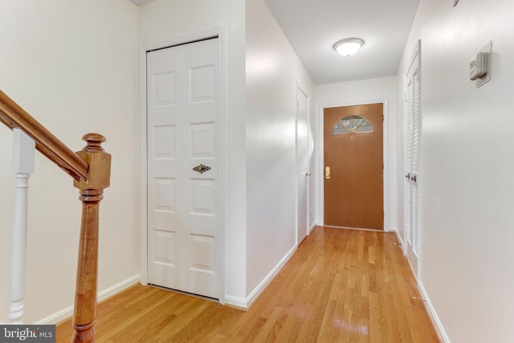 5848 Banning PLACE
