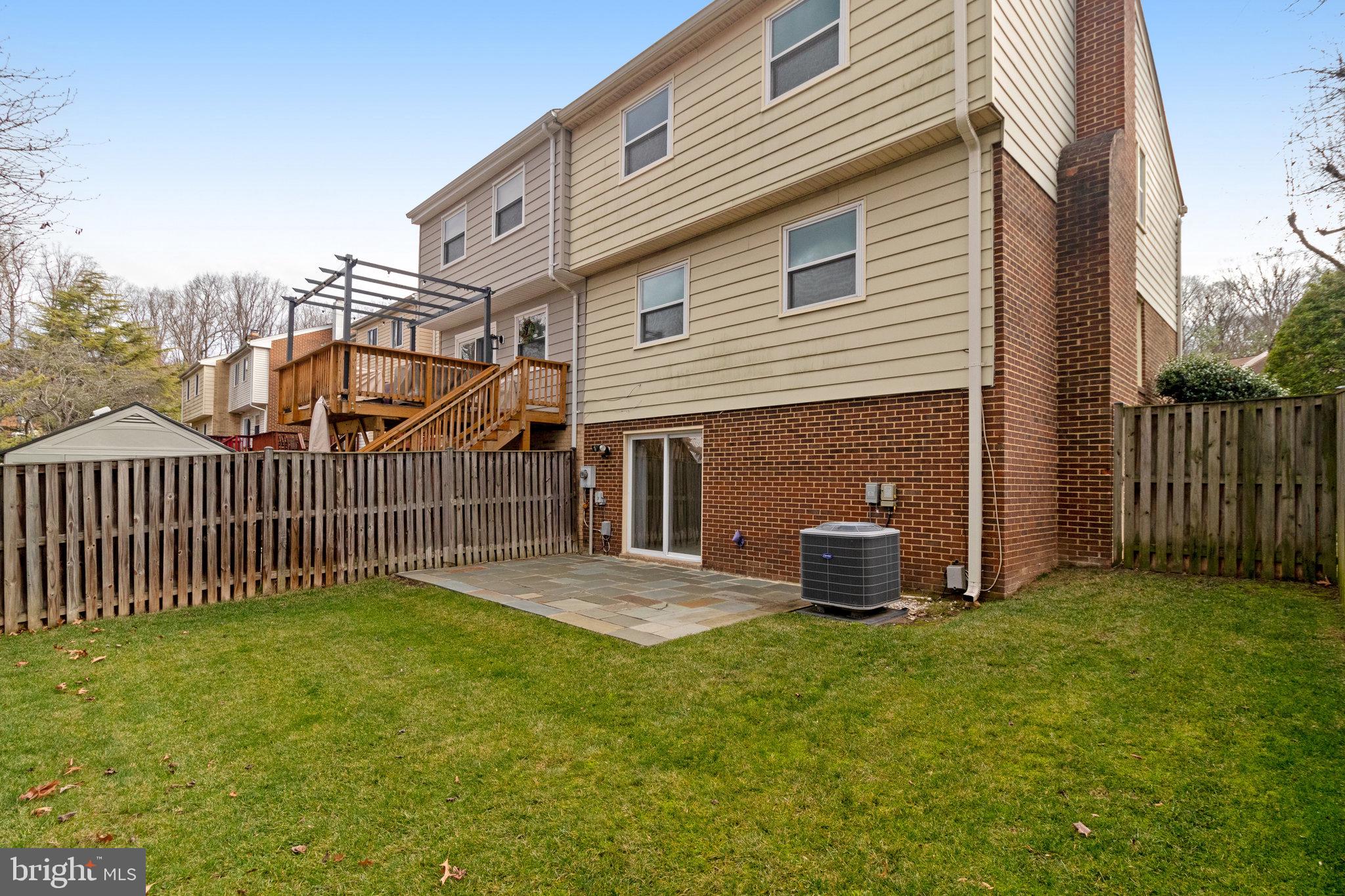 5848 Banning PLACE