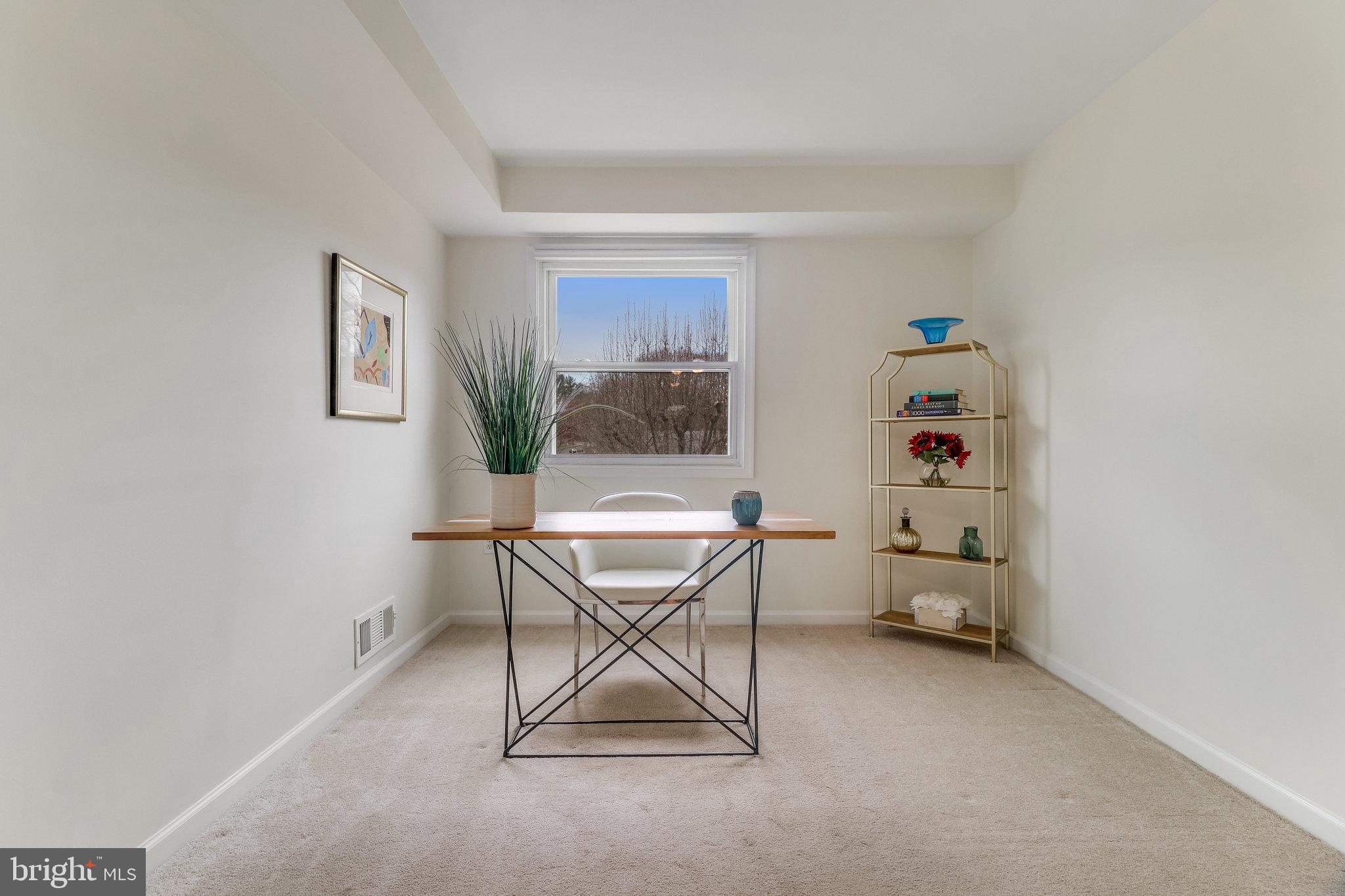 5848 Banning PLACE