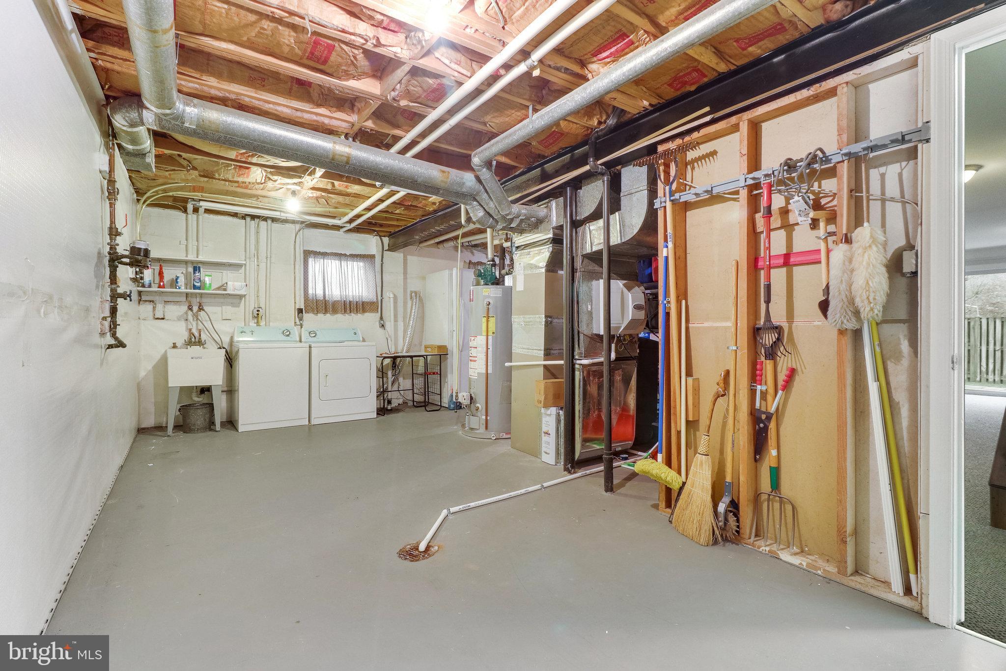 5848 Banning PLACE